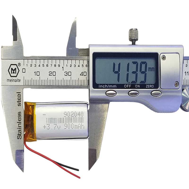 بطارية ليثيوم أيون 3.7 فولت 90 - مراجعة Electronics And Gadgets Ce وسعره