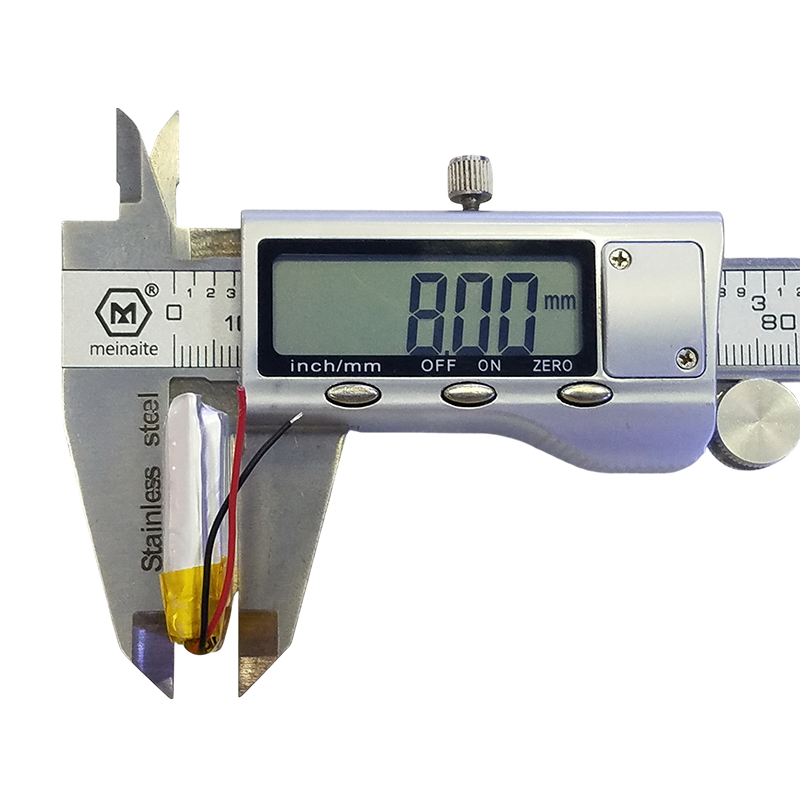 بطارية ليثيوم أيون خفيفة الوزن - مراجعة Electronics And Gadgets Ce وسعره